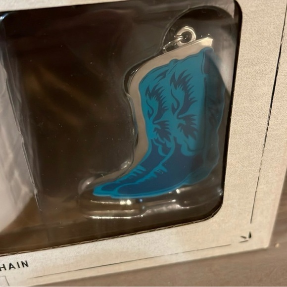 New in Box Rodeo Mug & Keychain Set - Picture 3 of 3